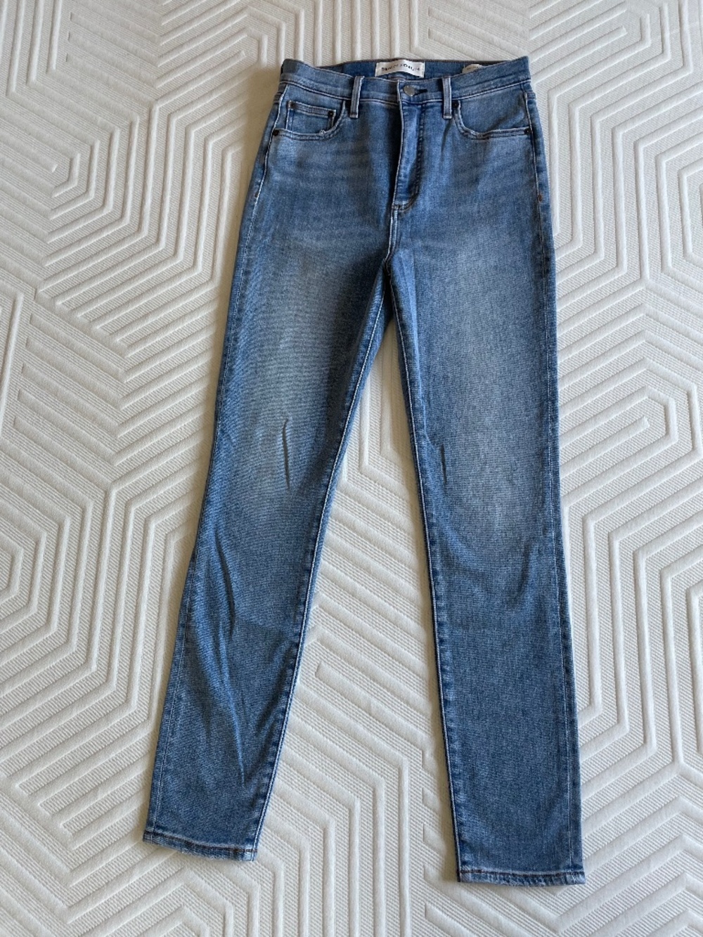 Aritzia, Denim Forum, Lola high rise skinny jean, 28W, 30L, Blue